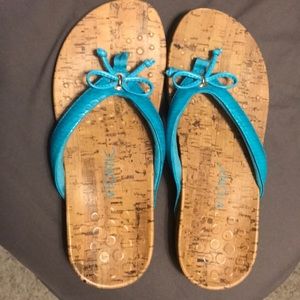 Vionic size 8 thong sandals hardly worn
